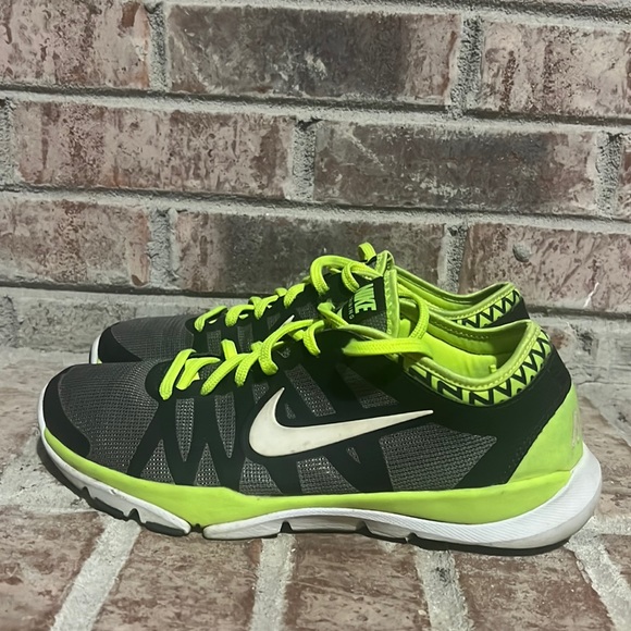 Women’s Nike flex supreme TR3 green/grey size 8.5 - Picture 3 of 12